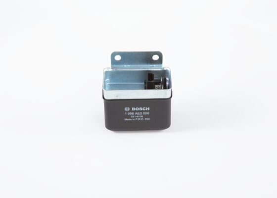 1986AE0006 - El field regulator
