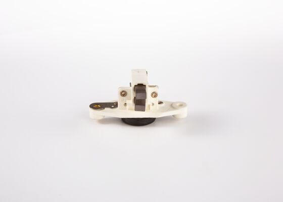 1986AE0008 - El field regulator