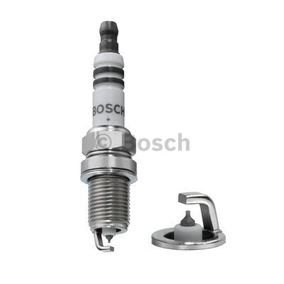 0242240650 - Suppressed spark plug - fr6kpp33+
