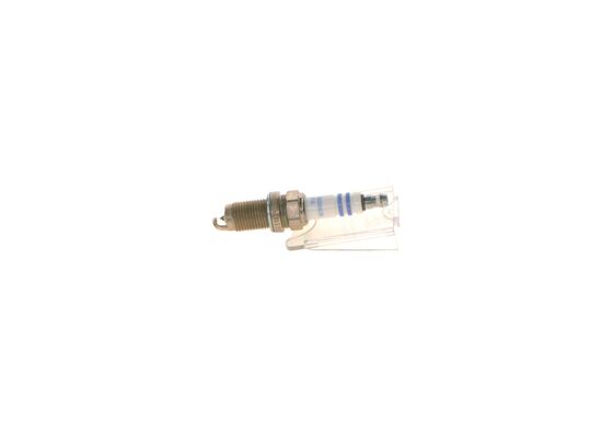 0242240675 - Suppressed spark plug - fr6lii330x